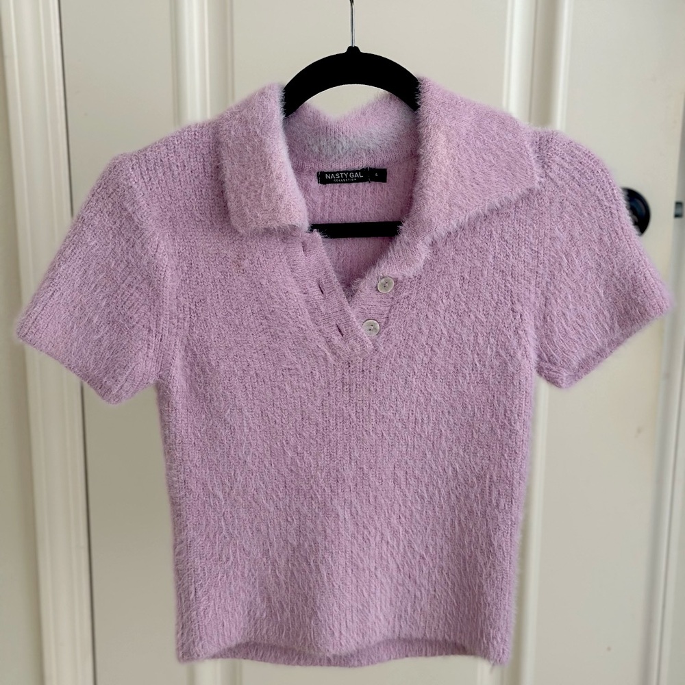 SOLD ——- Nasty Gal Lilac Collared Top size Small S